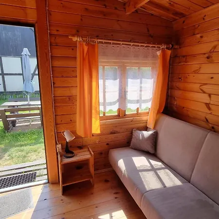 Siedlisko ホリデーパーク Białogóra